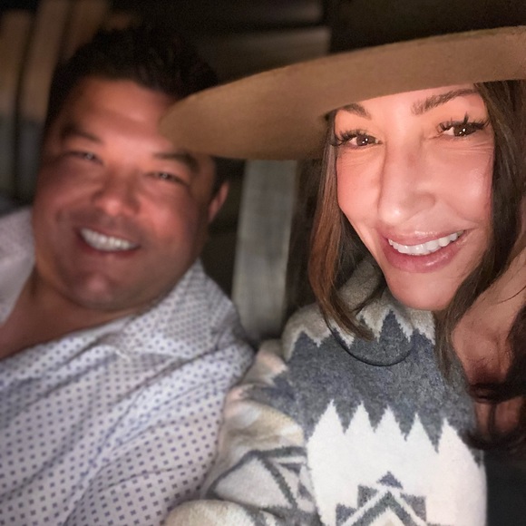 Meet your Posher, Jenn - Picture 13 of 13